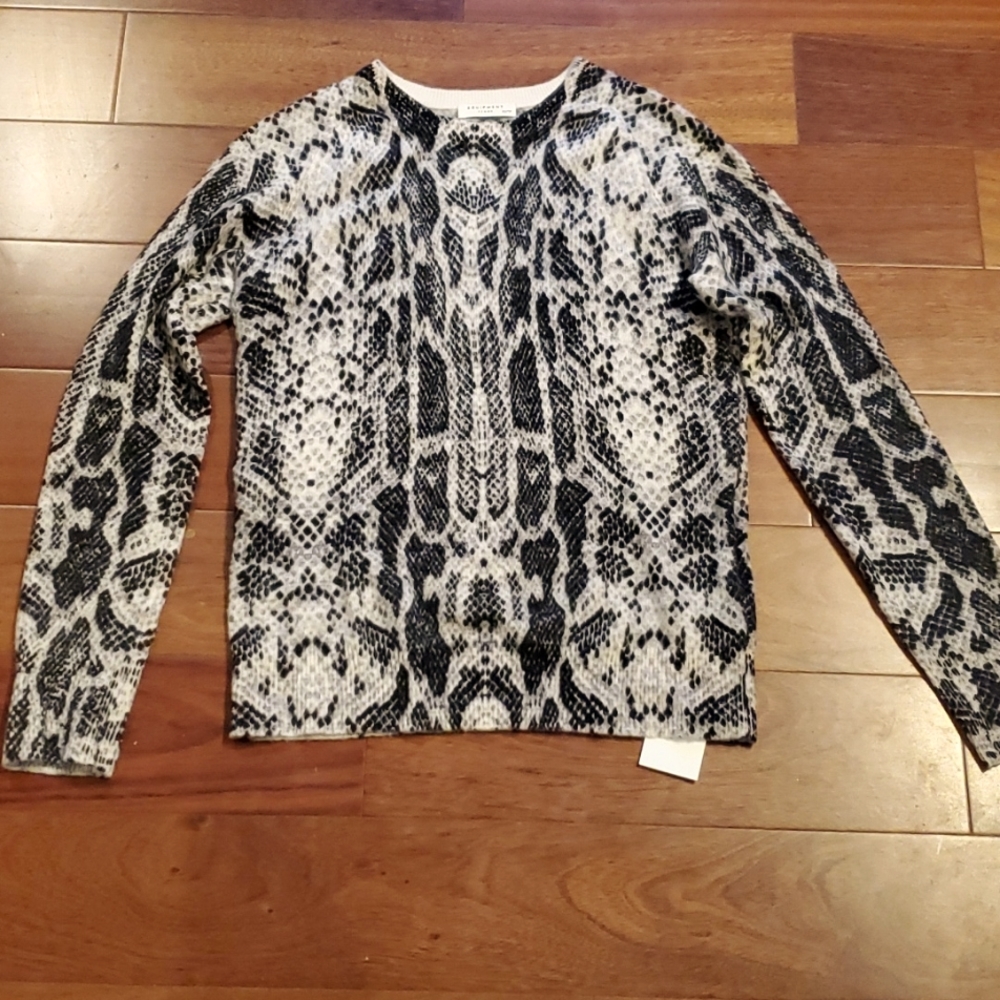 Equipment Cashmere snake print pullover
